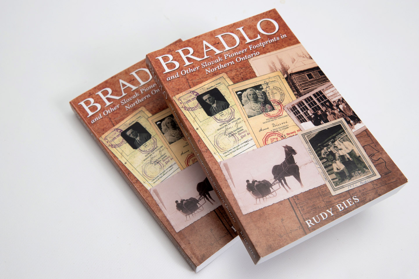 Bradlo Book